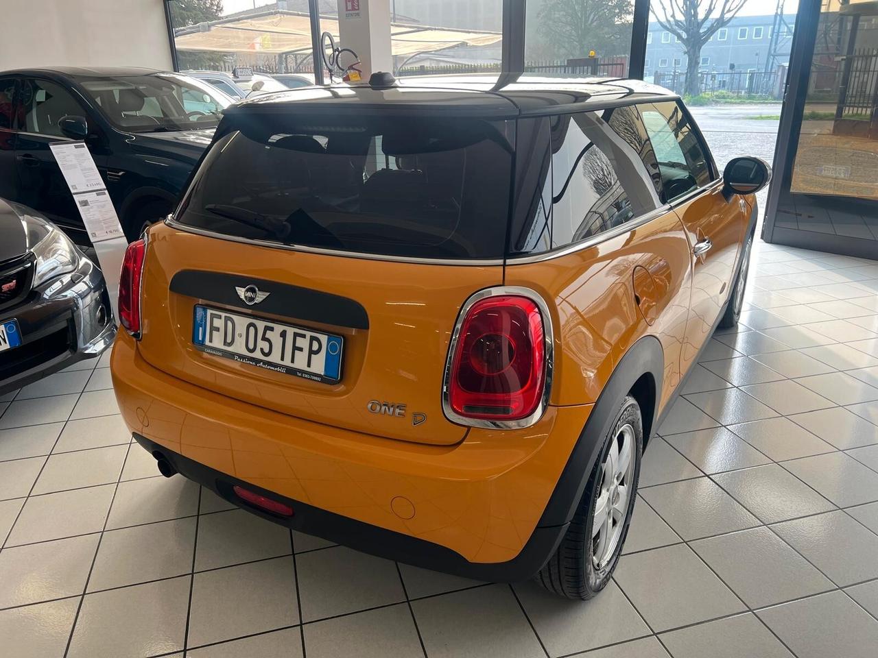 Mini IV F55-F56 2016 1.5 3p