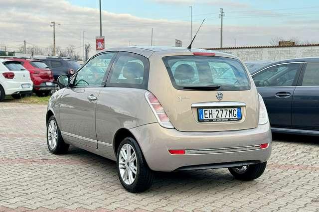 Lancia Ypsilon 1.2 8v Platinum 69cv Neopatentati