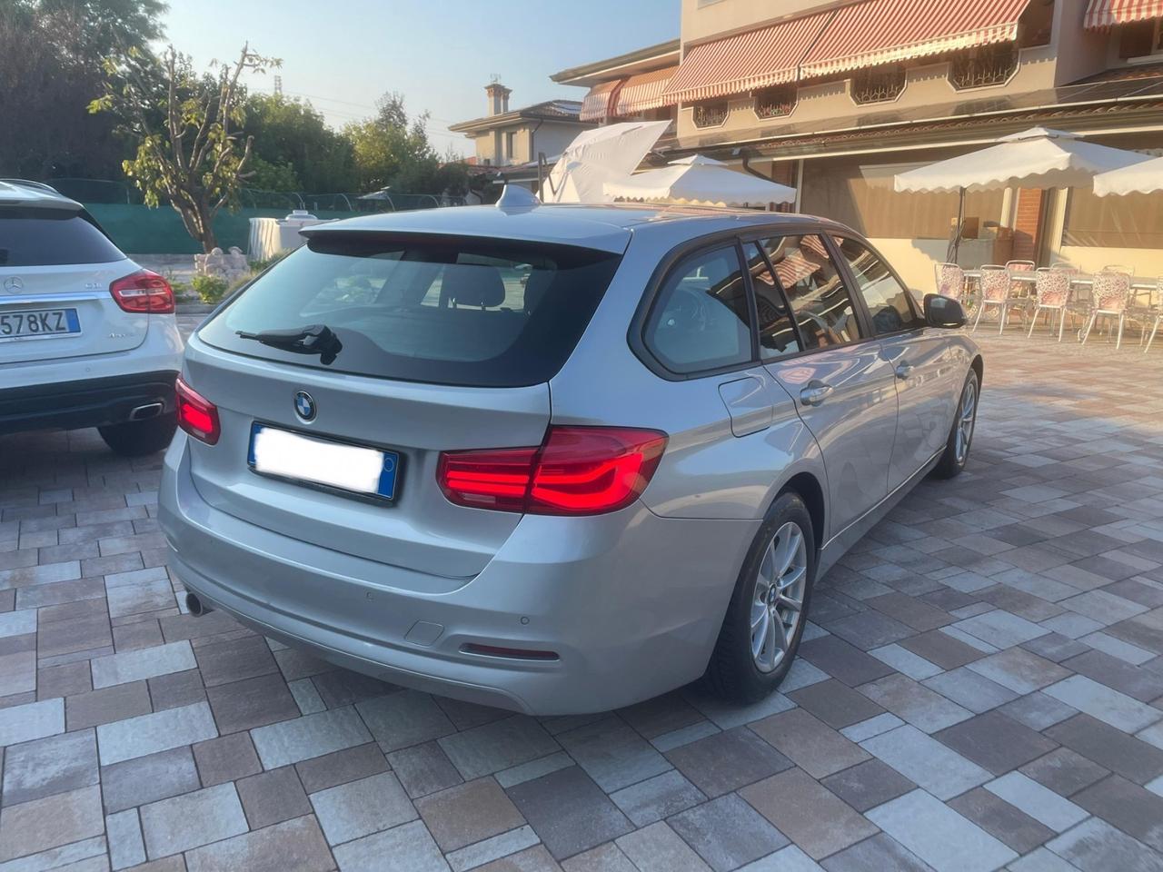 Bmw 318 xDrive Touring 2016