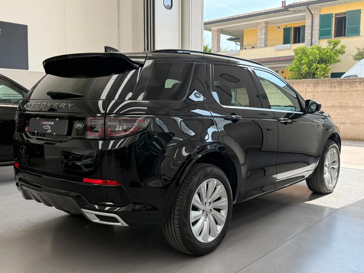 Land Rover Discovery Sport 2.0D I4-L.Flw 150 CV AWD Auto R-Dynamic SE