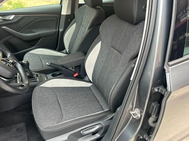 Skoda Kamiq 1.0 TSI 110 CV Black Dots