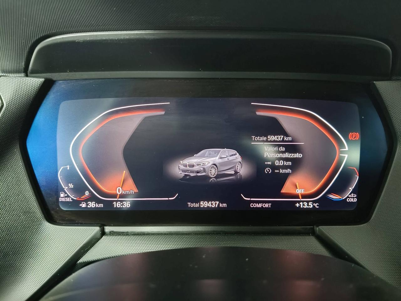 BMW Serie 1 F40 - 118d Msport auto