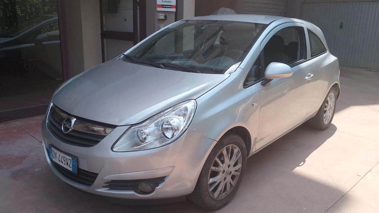 Opel Corsa 1.3 CDTI - 2009