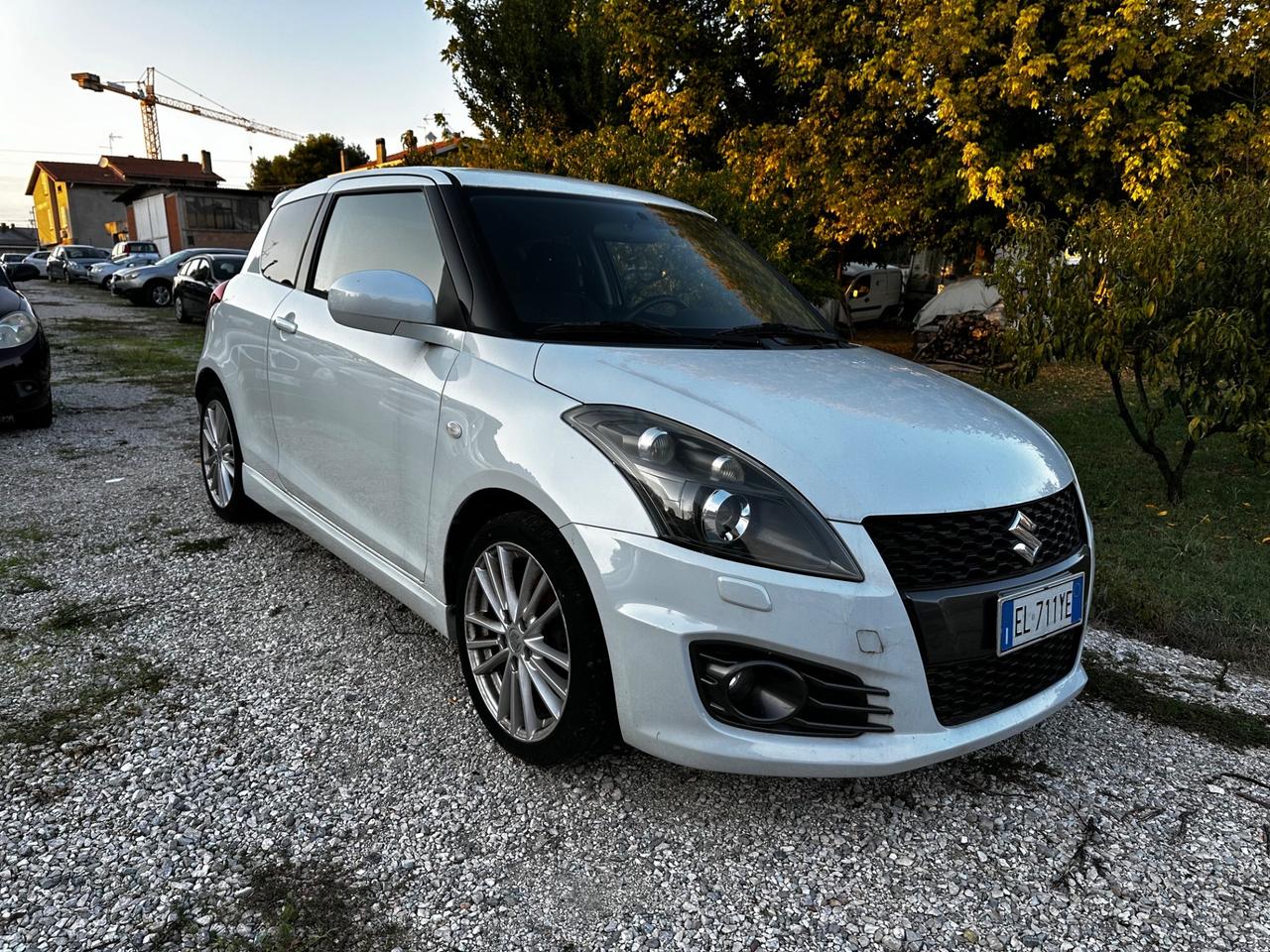 Suzuki Swift 1.6 VVT 3 porte Sport