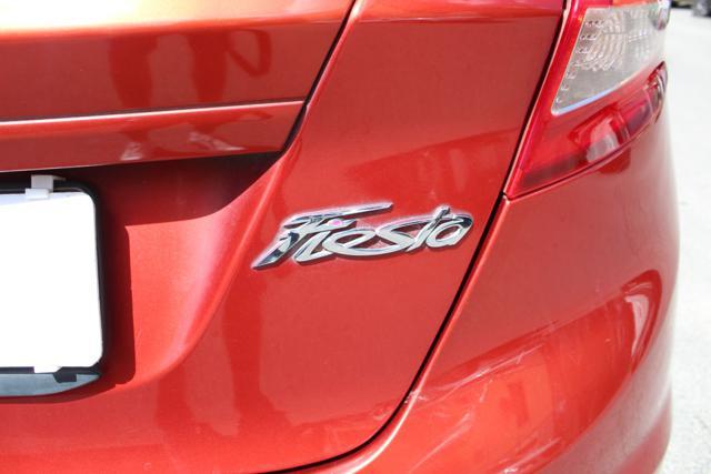 FORD Fiesta + 1.4 TDCi 68CV 3 porte U. Proprietario Neopat.