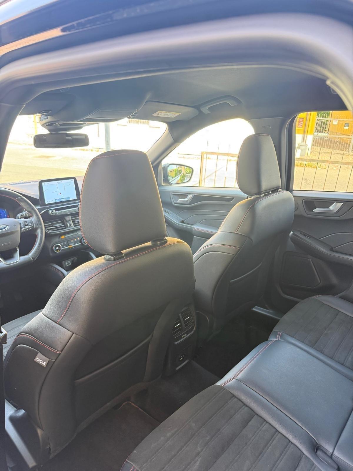 Ford Kuga AWD ST-Line X