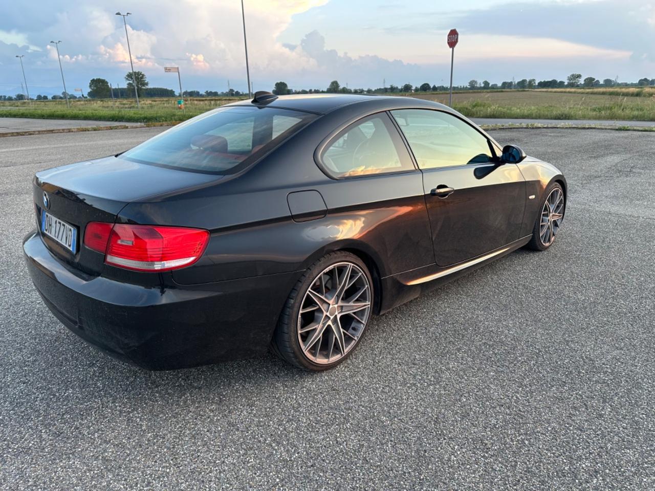 Bmw 325 coupe CAMBIO AUTOMATICO