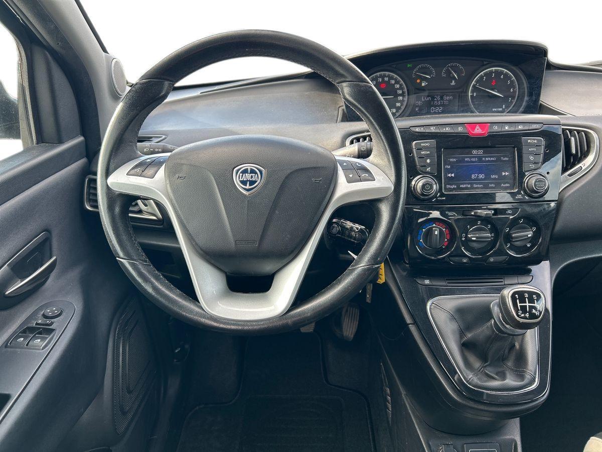 LANCIA Ypsilon III 2015 - Ypsilon 1.2 Gold ecochic Gpl 69cv