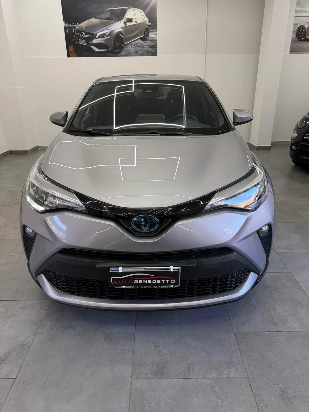 Toyota C-HR 1.8 Hybrid E-CVT Business 2022