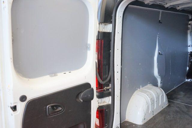 RENAULT Trafic T27 2.0 dCi 110CV L1H1 Start Certificata