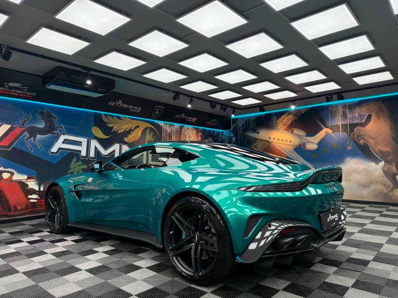 Aston Martin Vantage Coupé (058)