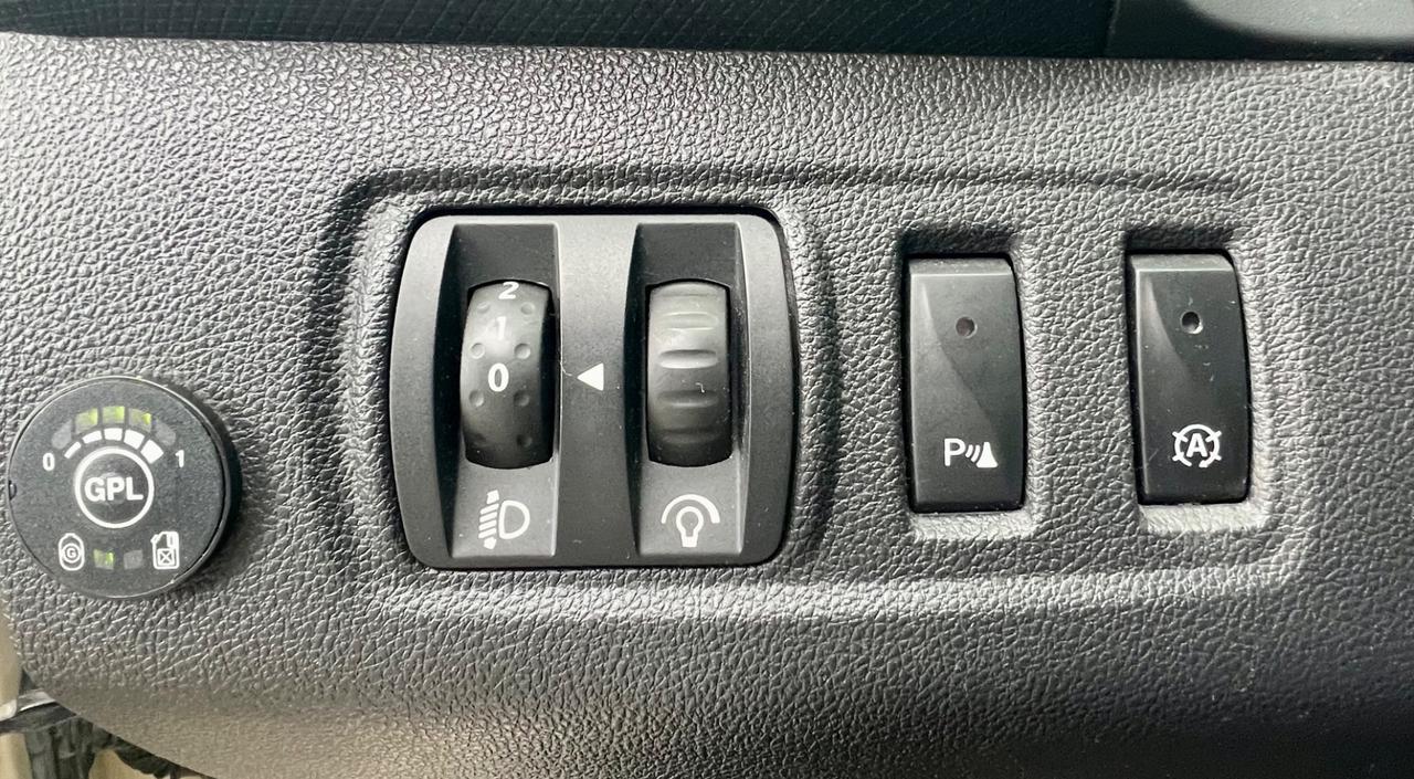 Renault Clio TCe 12V 90 CV GPL Start&Stop 5 porte Energy Life