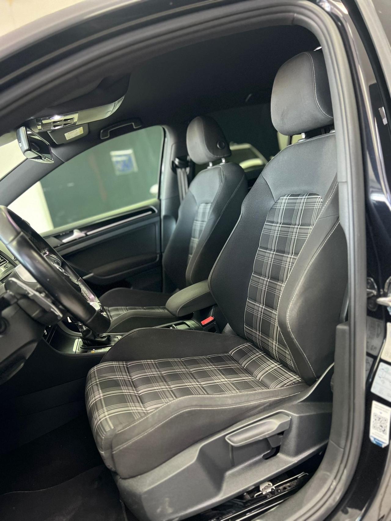 Volkswagen Golf GTD 2.0 TDI DSG 5p. BlueMotion Technology