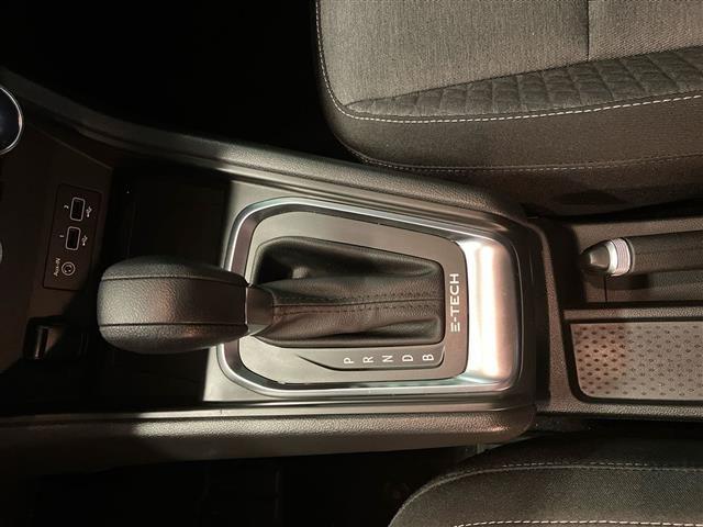 RENAULT Captur 1.6 E-Tech full hybrid Equilibre 145cv auto