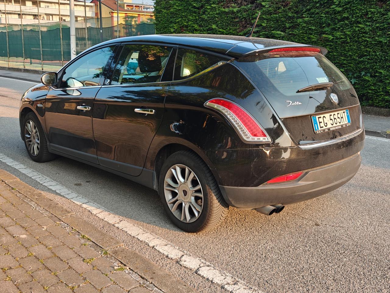 Lancia Delta 1.4 GPL - NEOPATENTATI