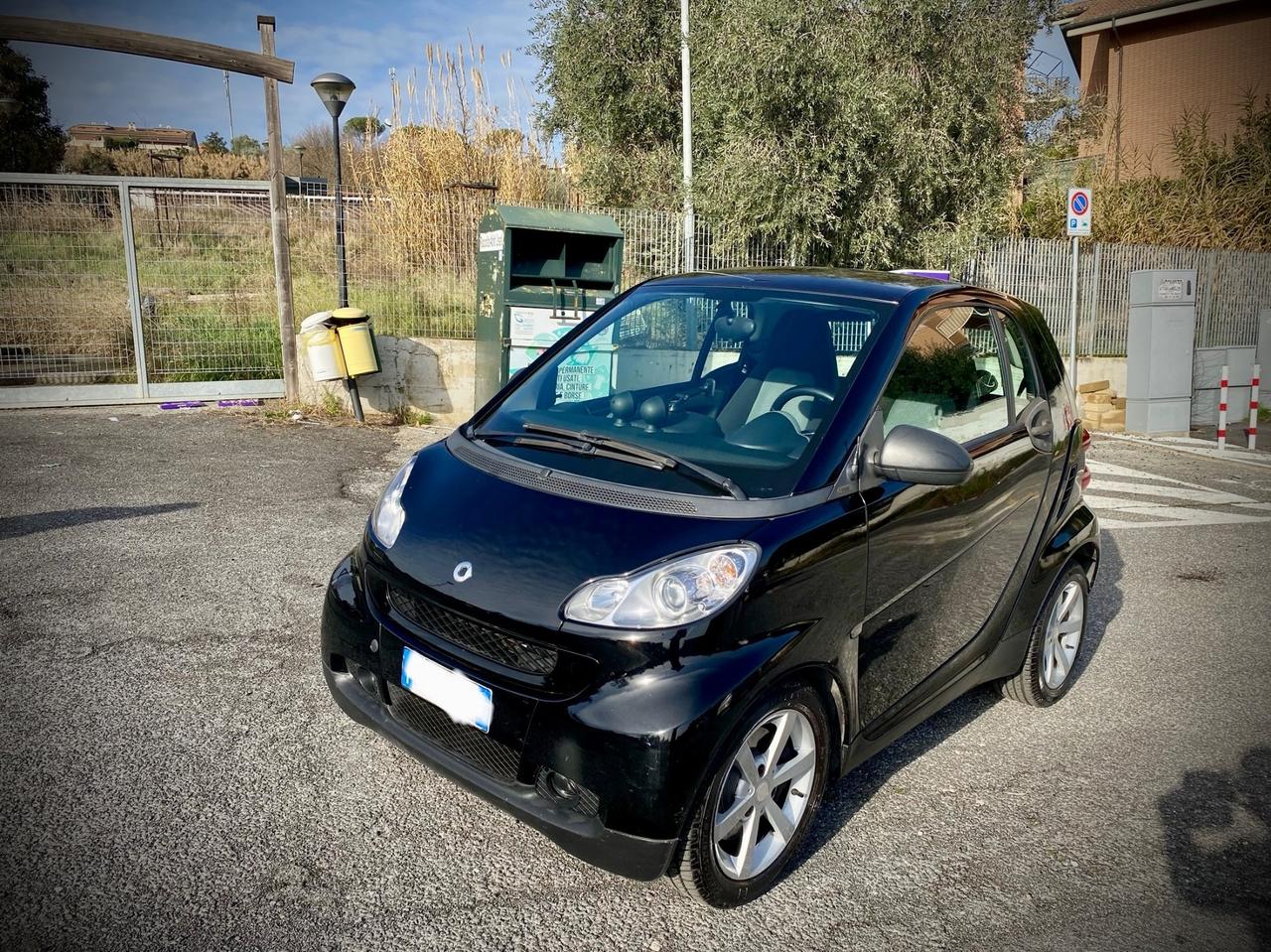 Smart ForTwo 1000 52 kW MHD coupé passion