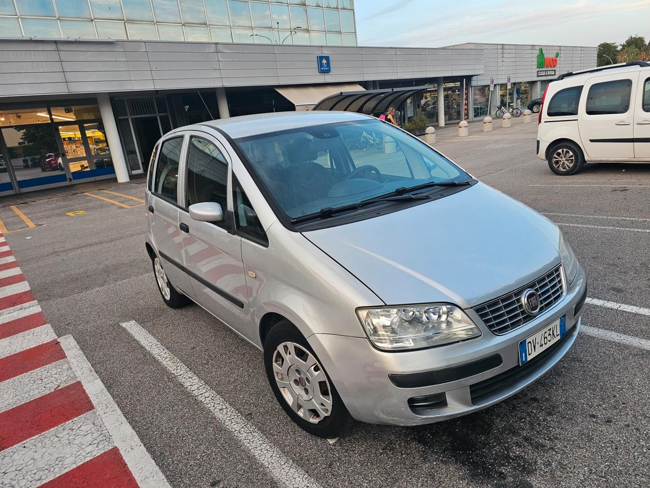 Fiat Idea 1.2 16V BlackLabel