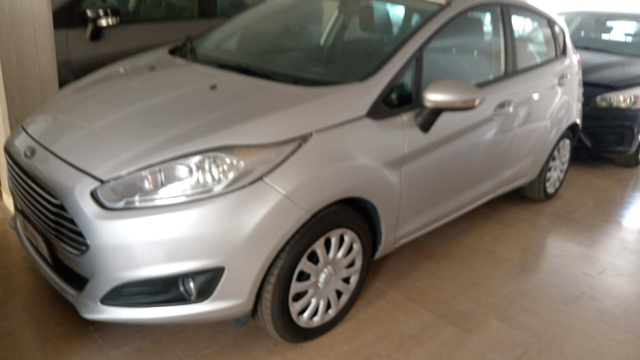 Ford Fiesta 1.5 TDCi 75CV 5 porte Business