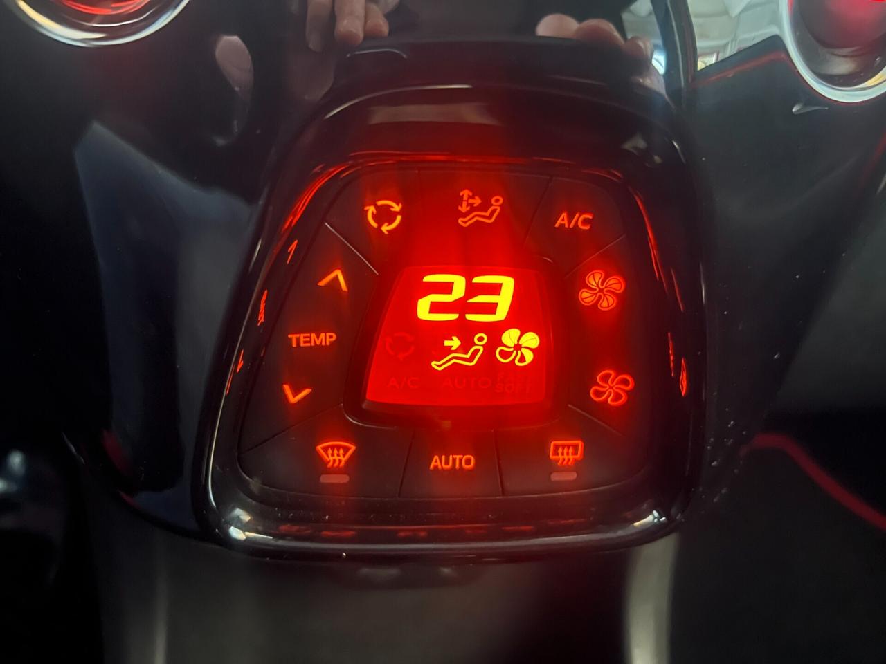 Toyota Aygo 1.0 VVT-i 69 CV 5 porte AUTOMATICA OK NEOPATENTASI SOLO 43.927 KM