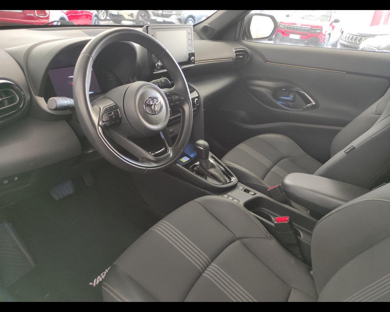 TOYOTA Yaris Cross - Yaris Cross 1.5 Hybrid 5p. E-CVT Premiere