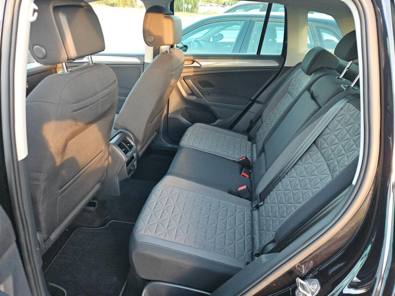 Volkswagen Tiguan 2.0 TDI 150 CV SCR DSG Elegance