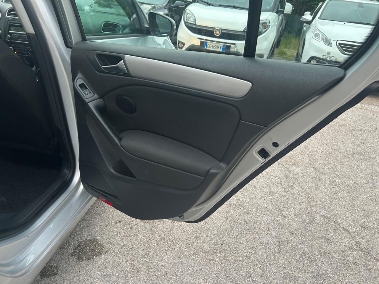 Volkswagen Golf 1.6 TDI BlueMotion Euro5
