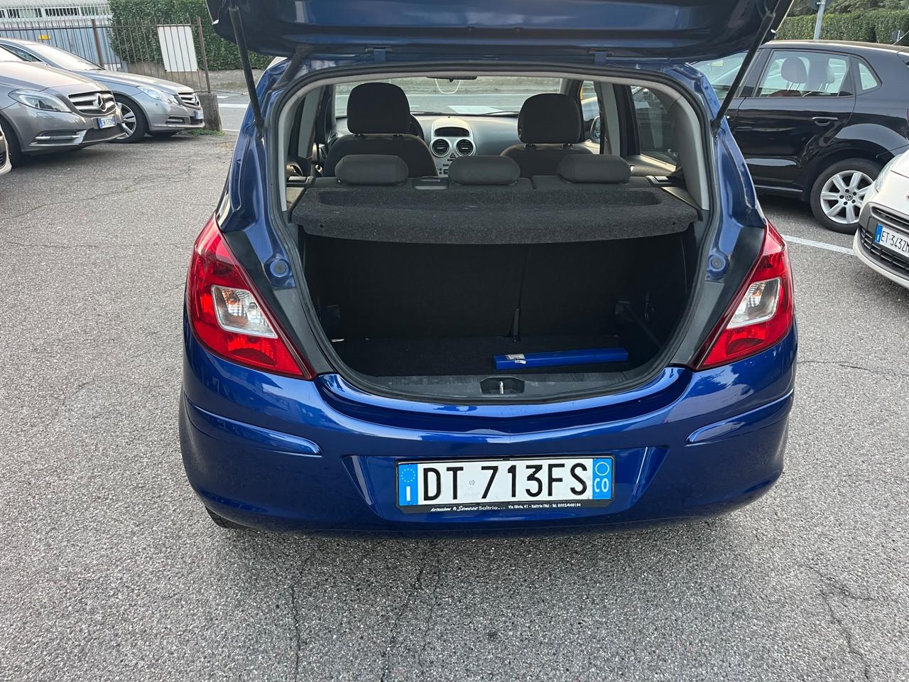 Opel Corsa 1.2benzina/80CV/neopatentati/Euro4/unico proprietario/5Porte e 5Posti