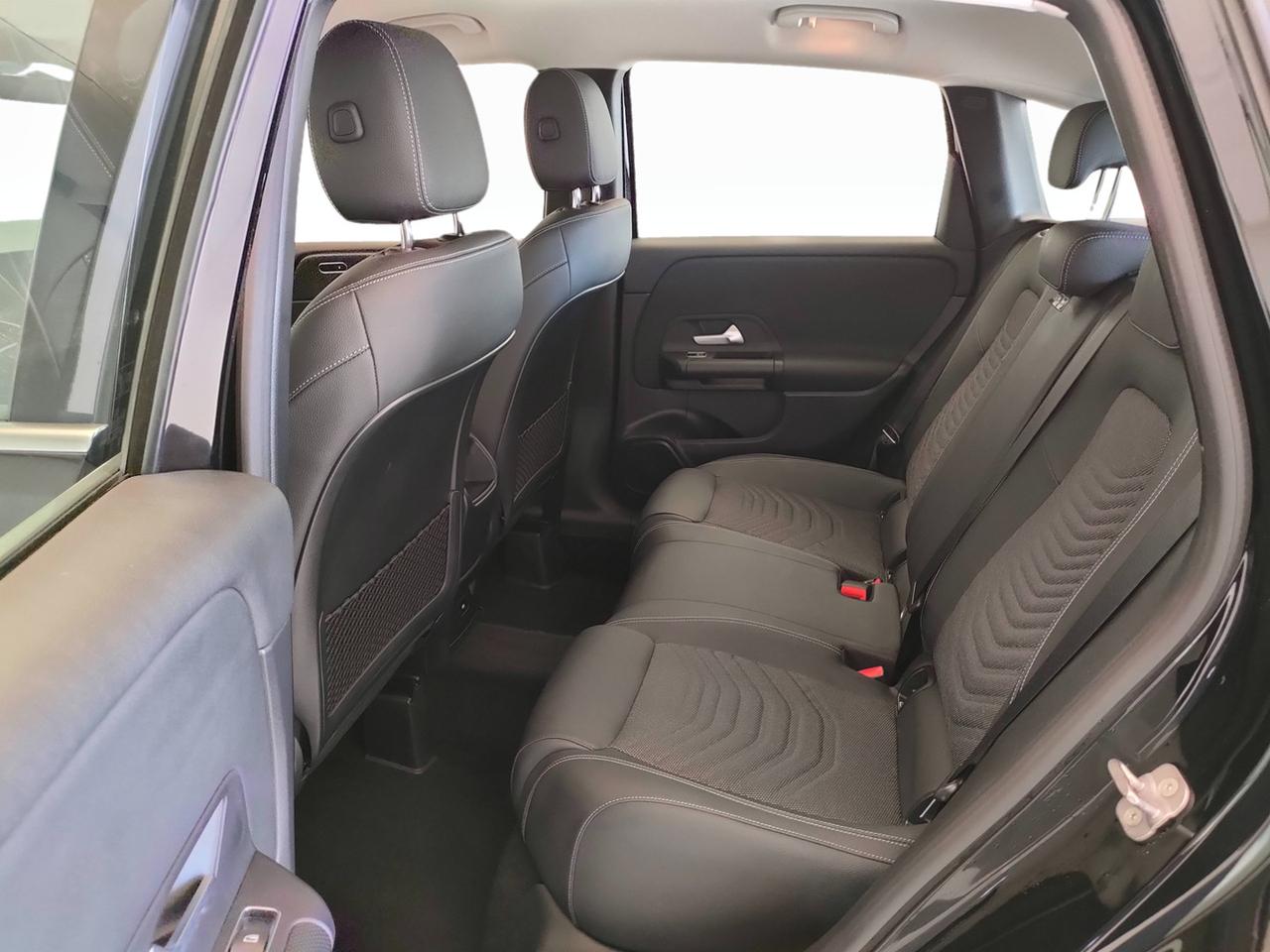 Mercedes-Benz Classe B - W247 2023 - B 250 e phev Advanced auto