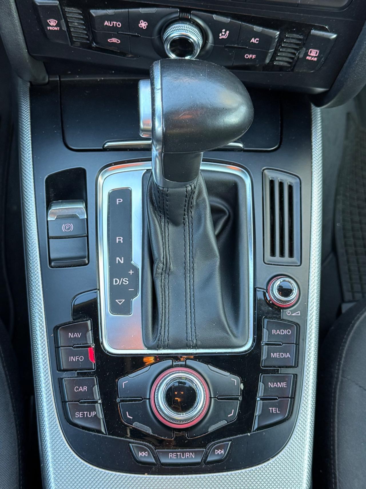 Audi A4 Avant 2.0 TDI 177 CV quattro S tronic edition