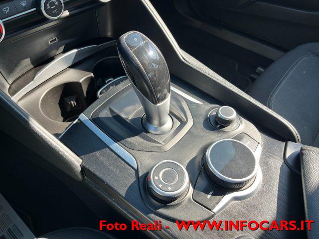ALFA ROMEO Giulia 2.2 Turbodiesel 150 CV AT8 prezzo reale