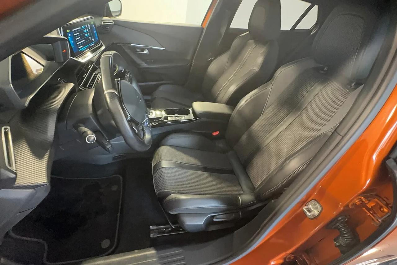 Peugeot 2008 motore elettrico 136 CV GT Line
