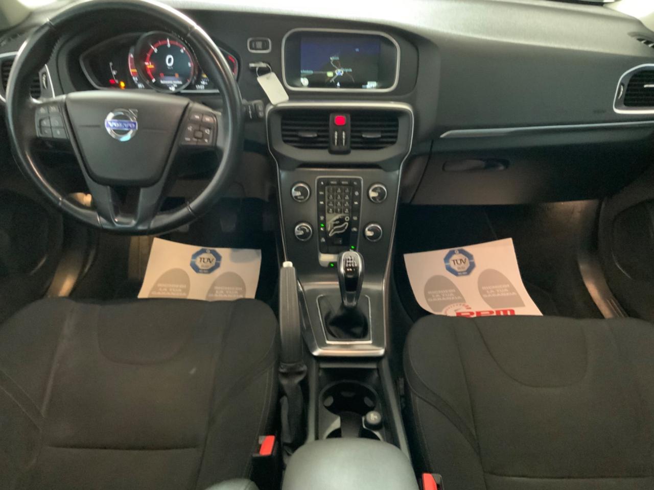 Volvo V40 D3 Momentum