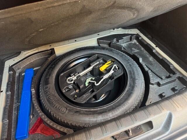 Peugeot 308 1.6 HDi Diesel 100CV - Berlina 2016