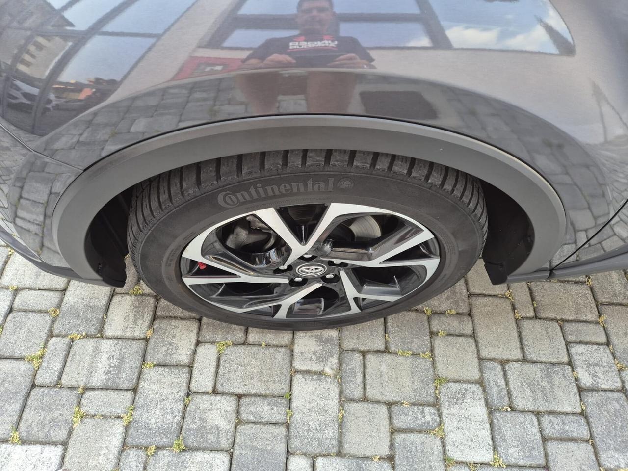 Toyota C-HR 1.8 Hybrid E-CVT Trend