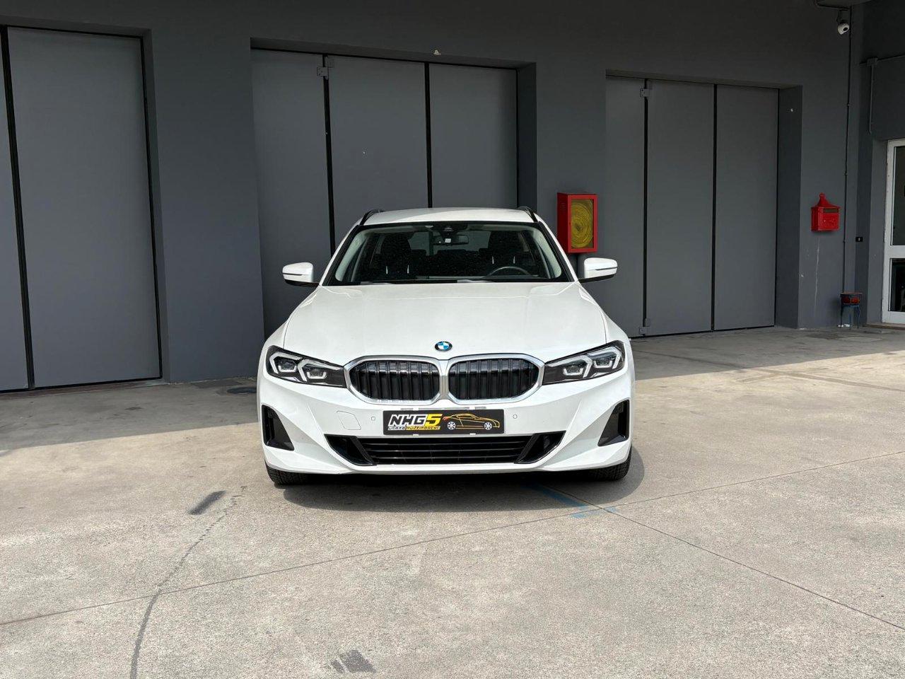 BMW 320 d Touring mhev 48V xdrive auto