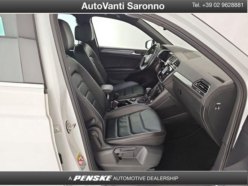 Volkswagen Tiguan Tiguan 2.0 TDI SCR DSG 4MOTION Advanced R-Line Exterior