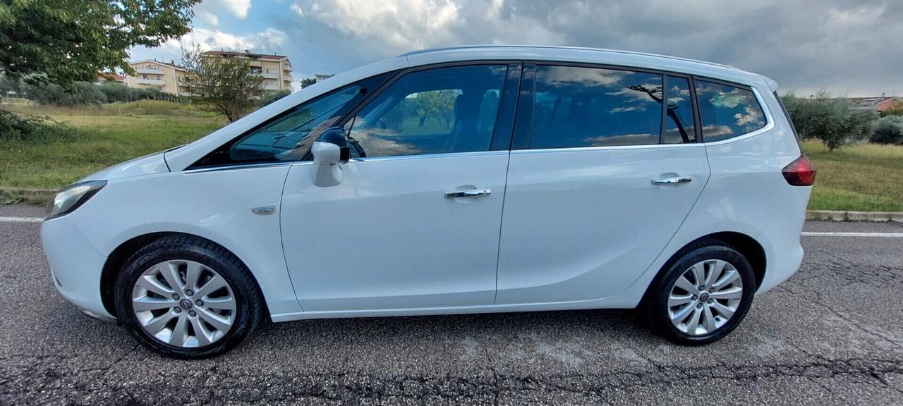 ZAFIRA 7 POSTI 1,6 METANO DI SERIE 150 CV COSMO NAVIGATORE SENSORI TELEFONO CRUISE CONTROL