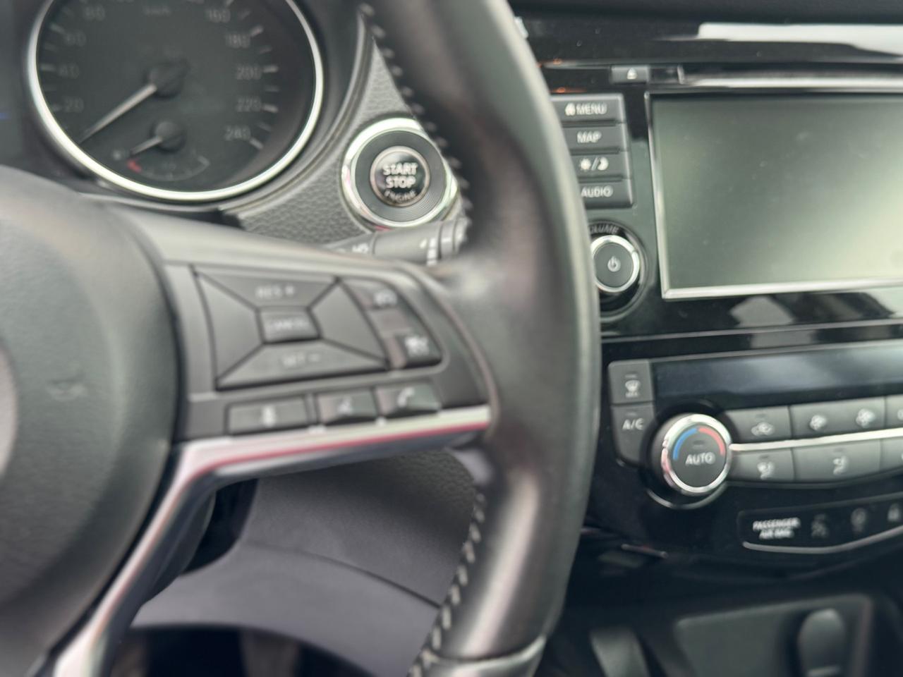NISSAN QASHQAI 1.7 DCI 150 CV N-CONNECTA FULL TETTO 360