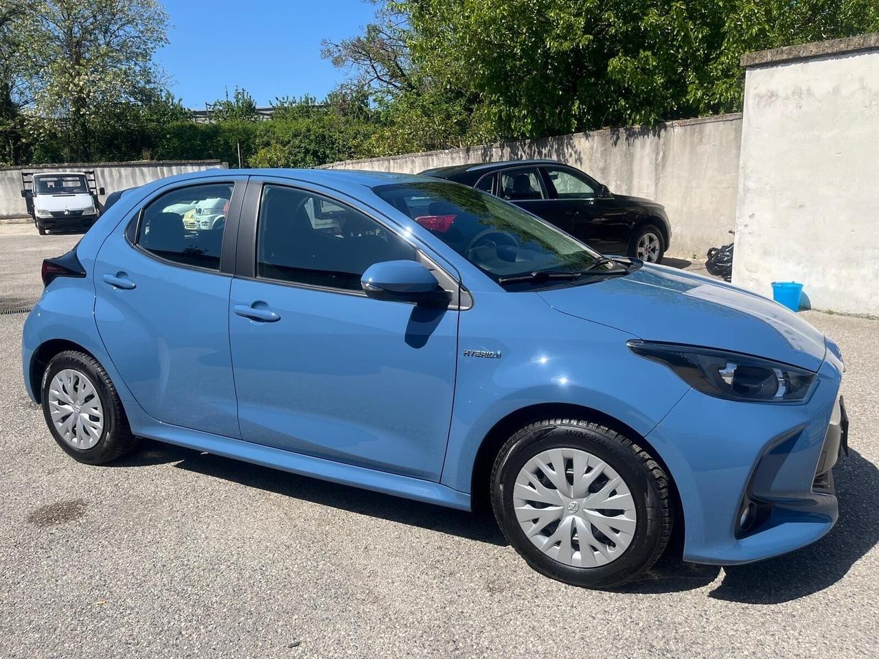 Toyota yaris 4 serie-1.5 hybrid-c.autom-2021