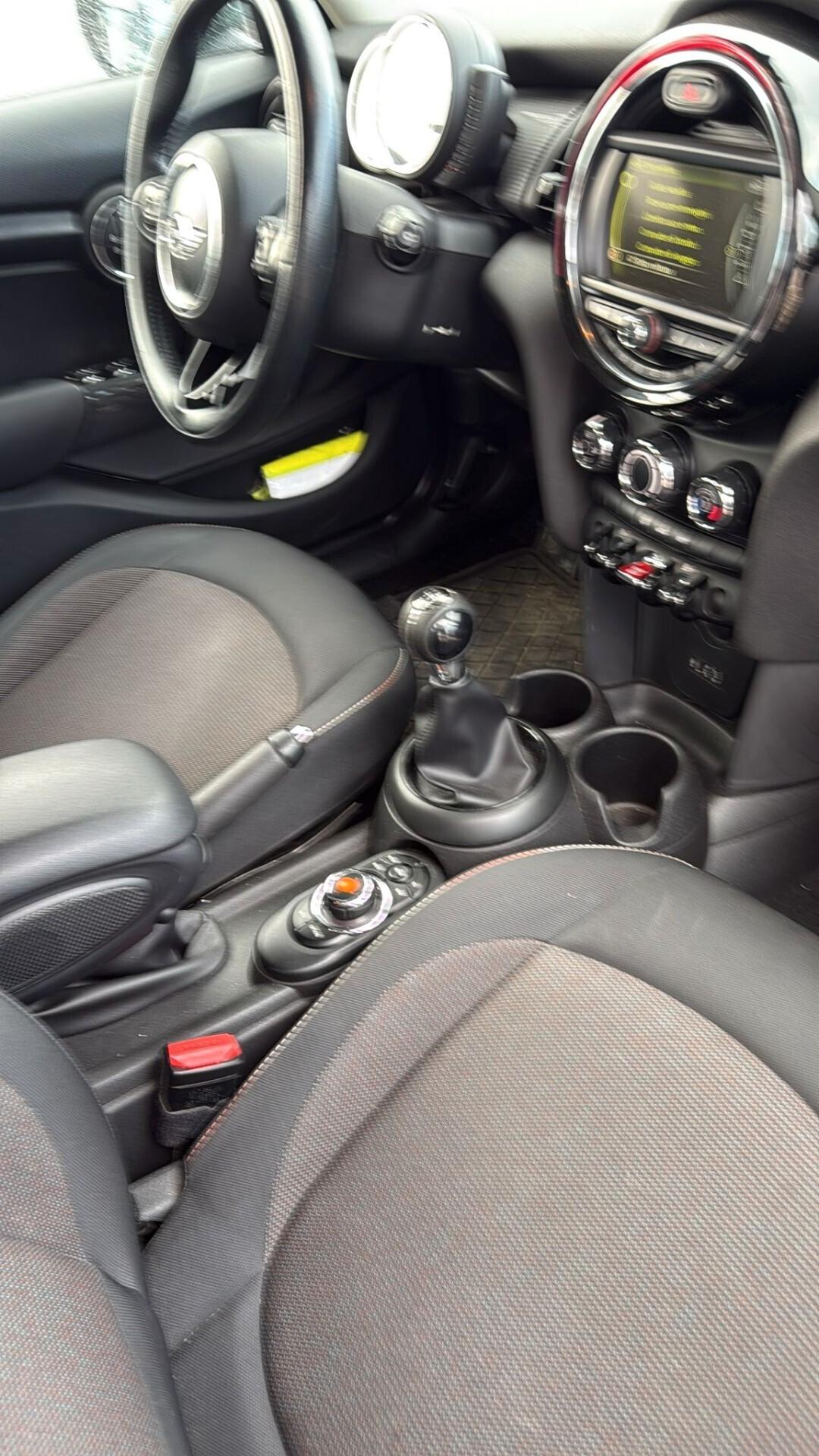 Mini 1.5 One D Business