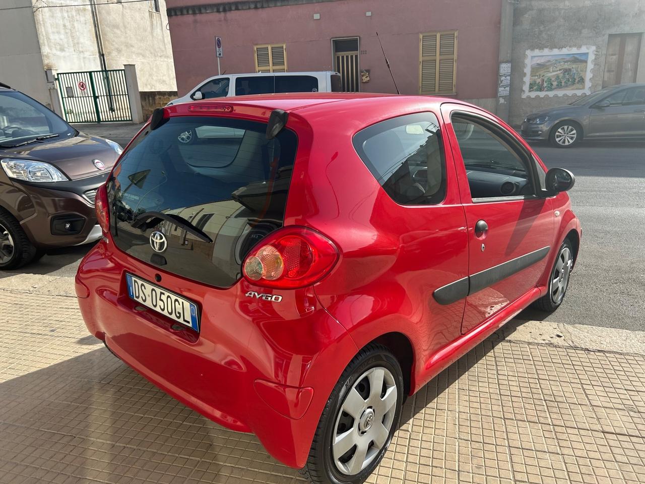 Toyota Aygo 1.0 12V VVT-i 3 porte Sound