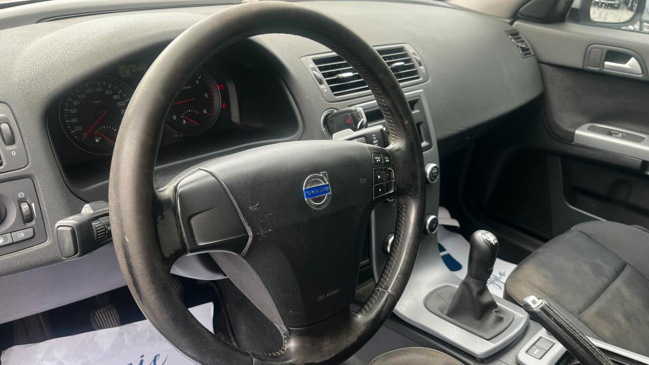 Volvo V50 D2 POLAR
