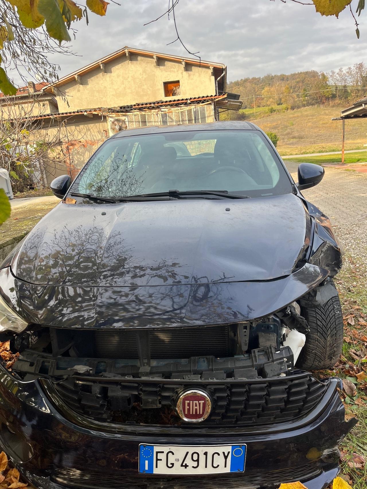 Fiat Tipo 1.4 BENZINA 50MILA KM INCIDENTATA