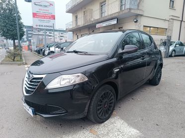 Lancia Ypsilon 1.3 MJT 95 Platinum TETTO APRIBILE