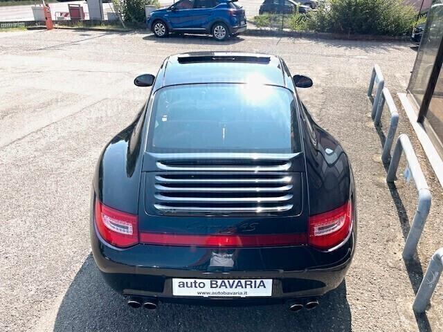 Porsche 911 Carrera 4S Coupé