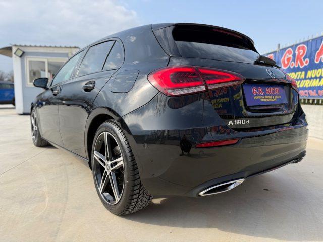 MERCEDES-BENZ A 180 d SPORT NIGHT EDITION UFF MERCEDES