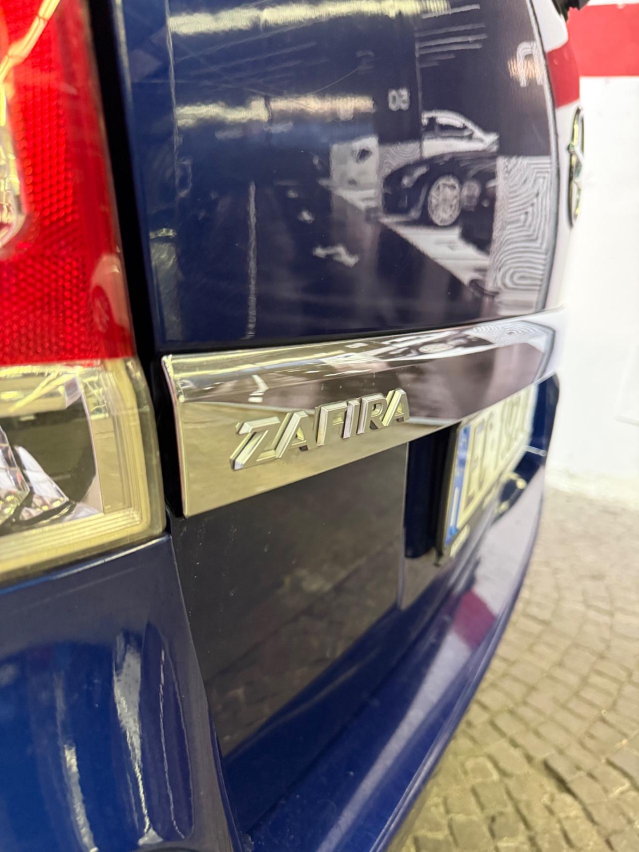 Opel Zafira 1.8 16V VVT Easytronic Cosmo