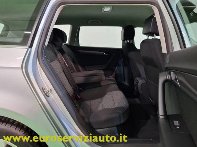 VOLKSWAGEN Passat VARIANT. 1.6 TDI DSG Comfortline