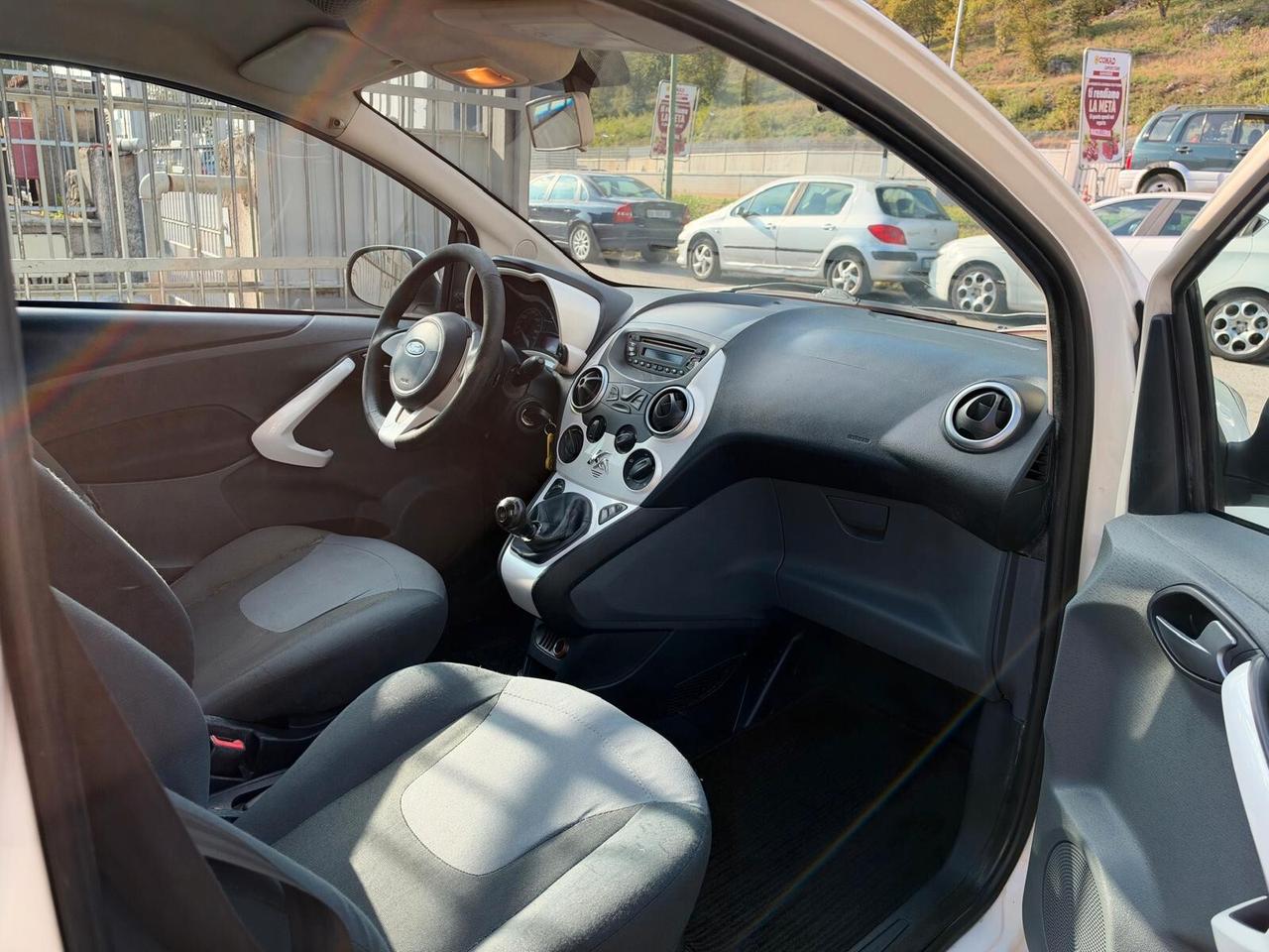 Ford KA 1.3 TDCi TITANIUM OK NEOP.