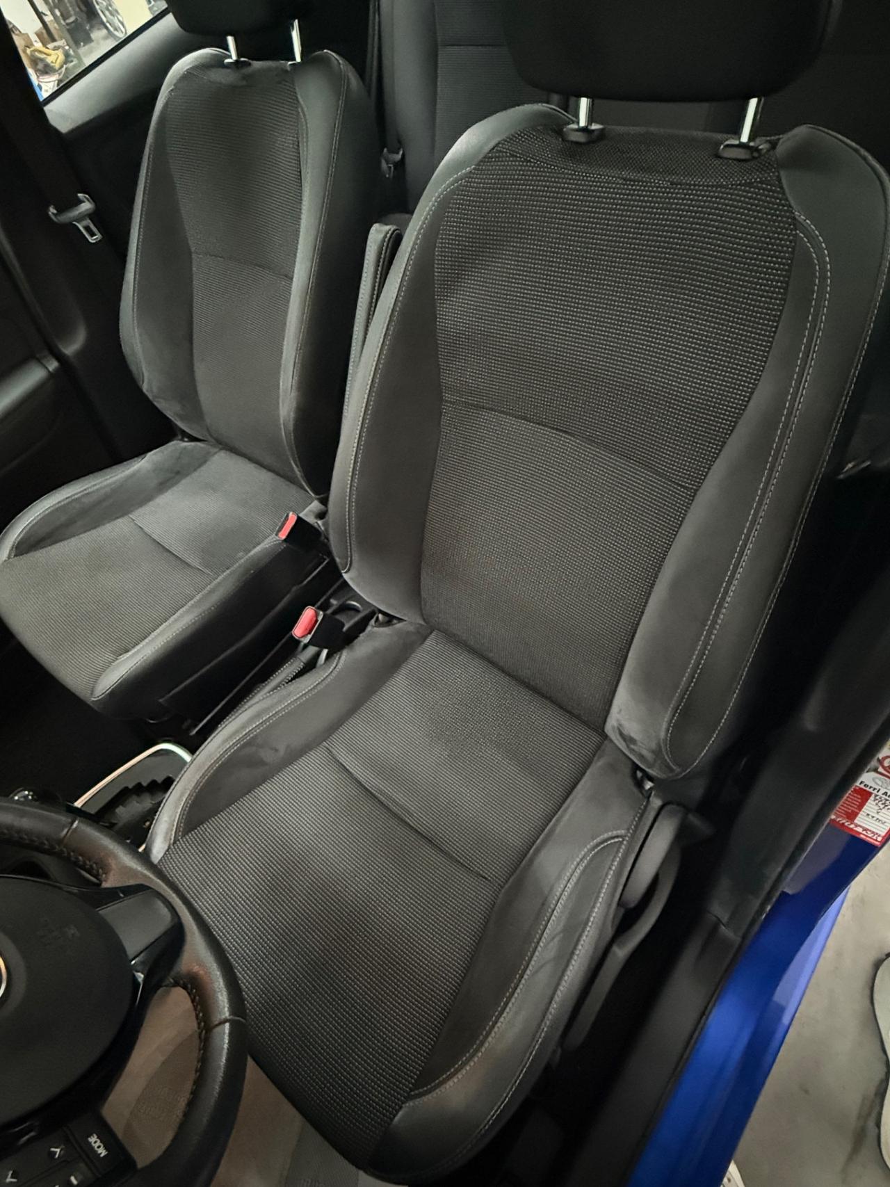 Toyota Yaris HYBRID AUTOMATICA